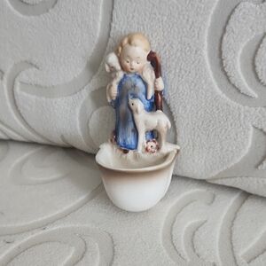 Ceramic Shepherd and Lamb Soap Dish - Blue and White